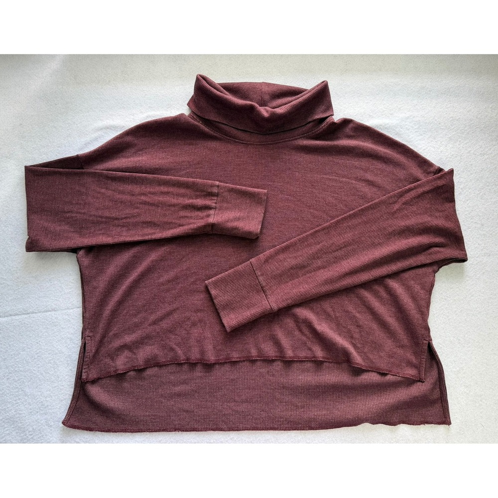 American Eagle Womens XL Waffle Knit Turtleneck Sweater Maroon High Low Hem Cozy